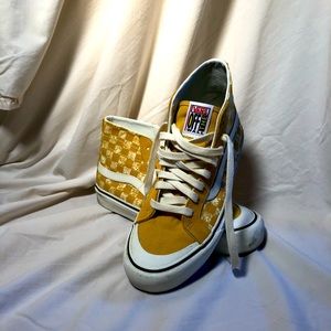 Vans Sk8 high women’s size 9 gold shoes